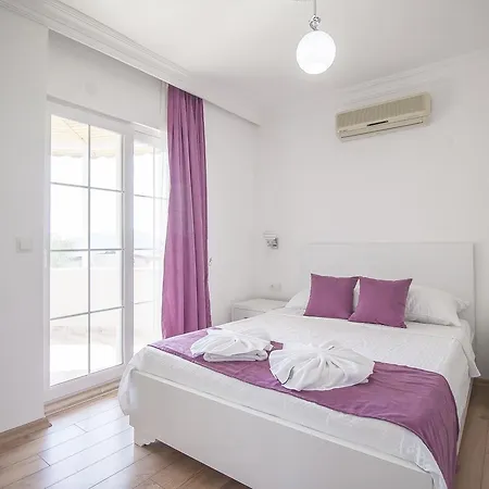 Esya1 Villa