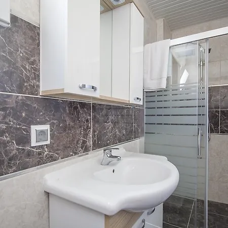Villa Esya1 *